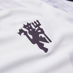Manchester United 25/26 Away Shirt with B.Fernandes 8