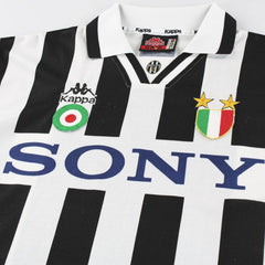 1995-96 Juventus Home Shirt