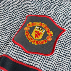 1995-96 Manchester United Away Shirt