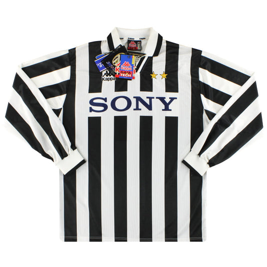 1995-97 Juventus Home Shirt