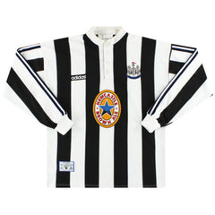 1995-97 Newcastle Home Shirt Ferdinand